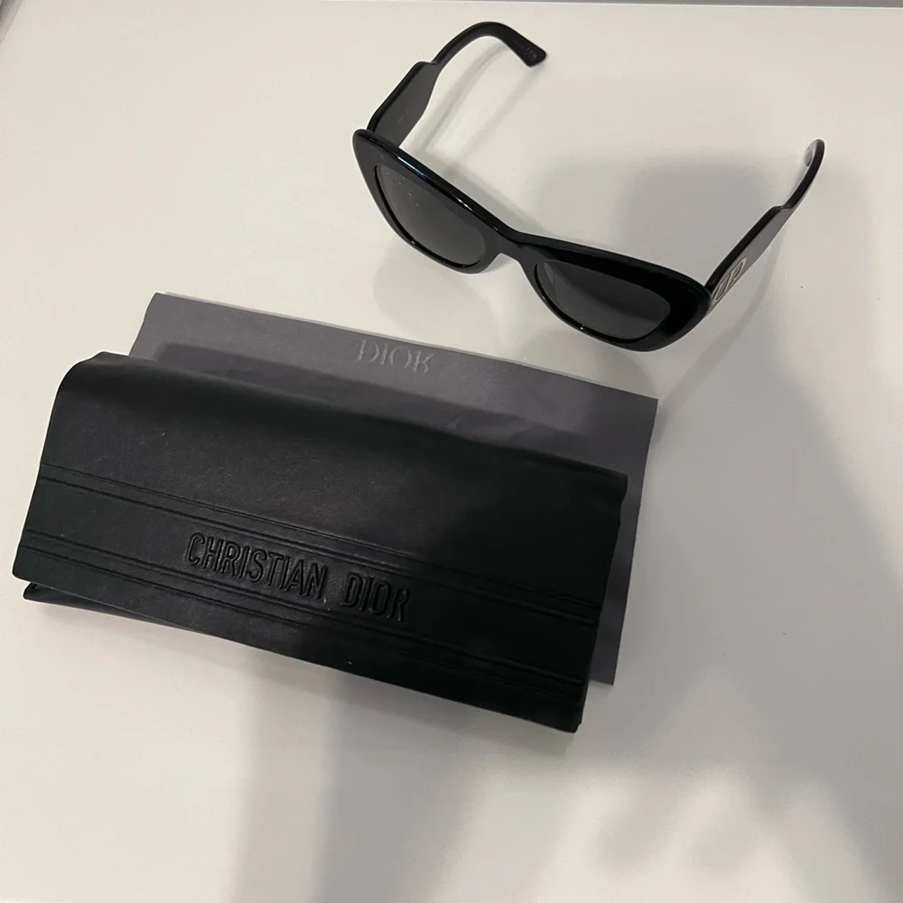 Dior Bobby B1U Sunglasses - Picture 2 of 12